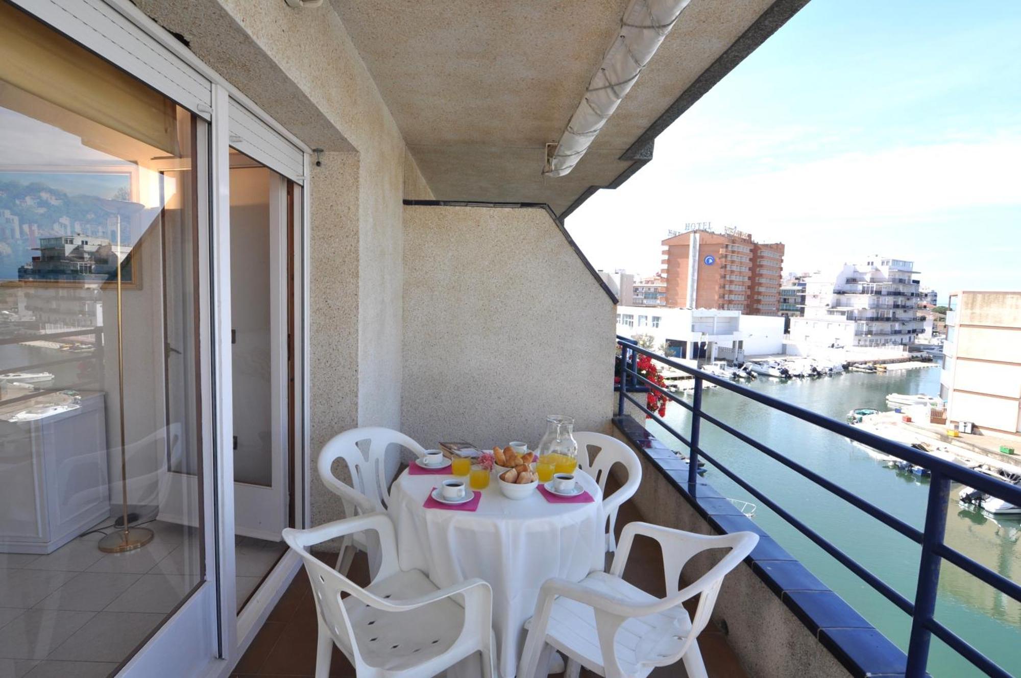 Appartement Rnet-Port Margarita 3D à Roses Extérieur photo